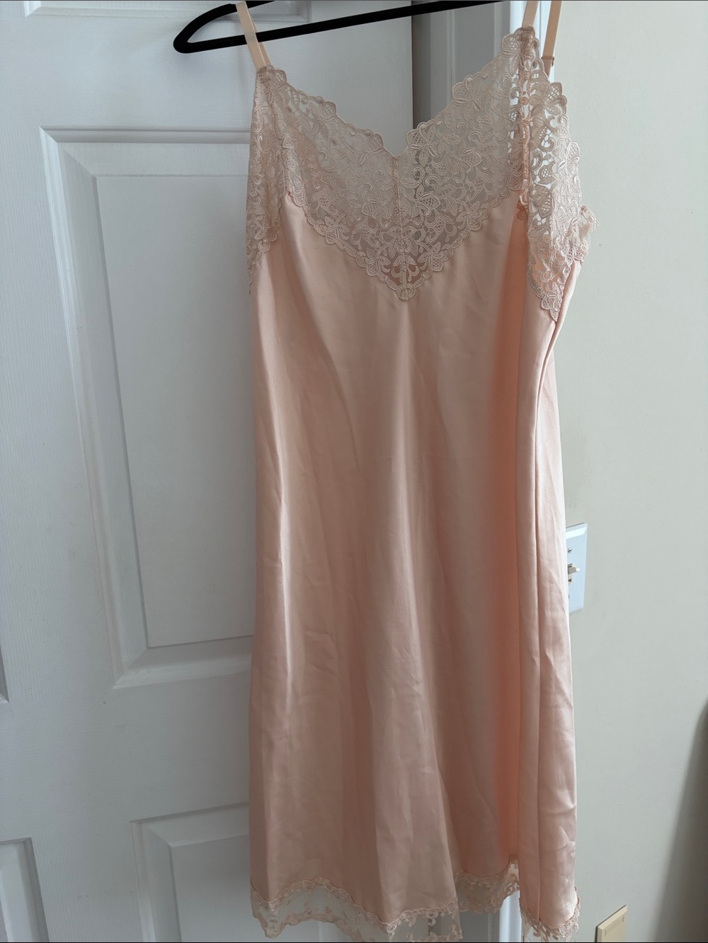 Vintage Wacoal Nightgown 82109 Lace Trim Blush Pink Sz M 42" 1980s